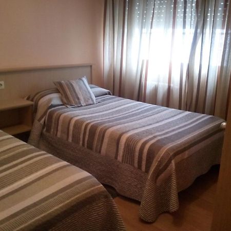 Pension Las Palmeras Lalín Kamer foto