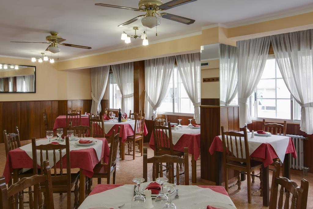 Pension Las Palmeras Lalín Buitenkant foto