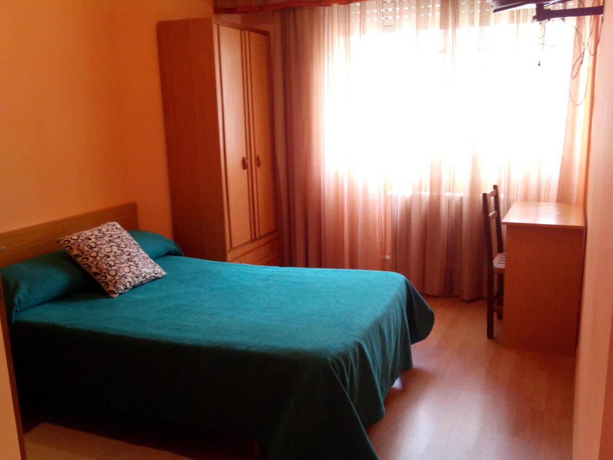 Pension Las Palmeras Lalín Buitenkant foto